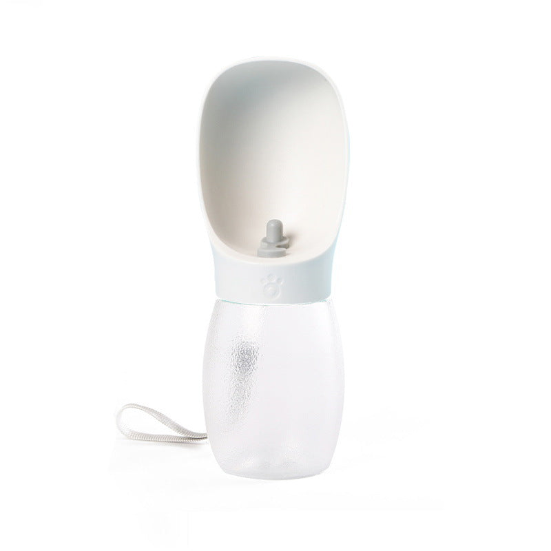 Cross-border pet outing water cup dog kettle portable portable cup dog walking water bottle dog water fountain supplies