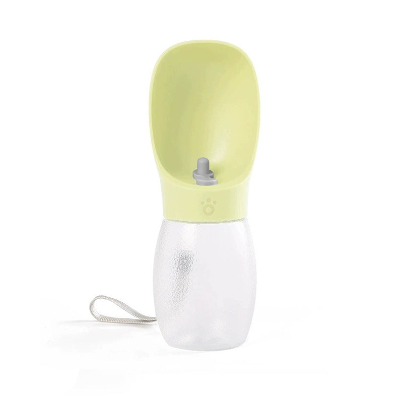 Cross-border pet outing water cup dog kettle portable portable cup dog walking water bottle dog water fountain supplies