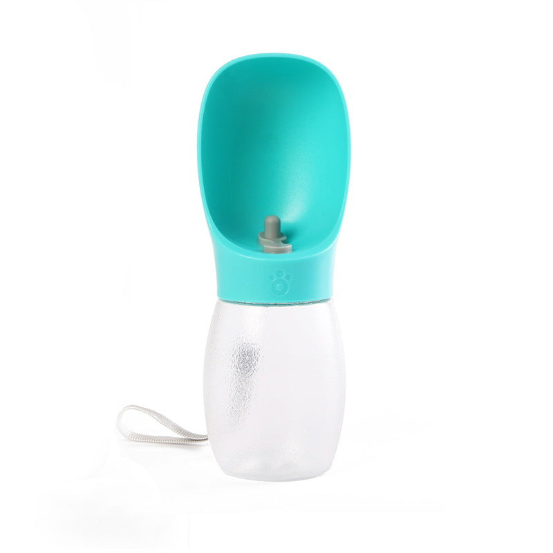 Cross-border pet outing water cup dog kettle portable portable cup dog walking water bottle dog water fountain supplies